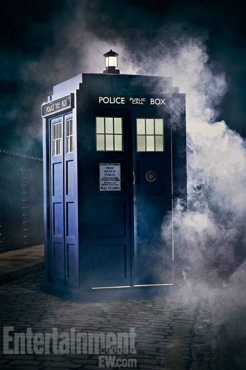 Illustration for article titled Entertainment Weekly has Doctor Who paper dolls for you to cut out and keep